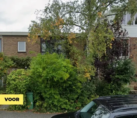 Vooraanzicht van de woning vóór de complete renovatie in Amstelveen met de bestaande gevel en oorspronkelijke bebouwing